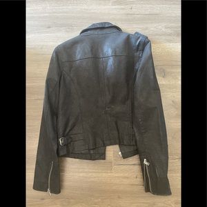 Levi’s black leather jacket M.